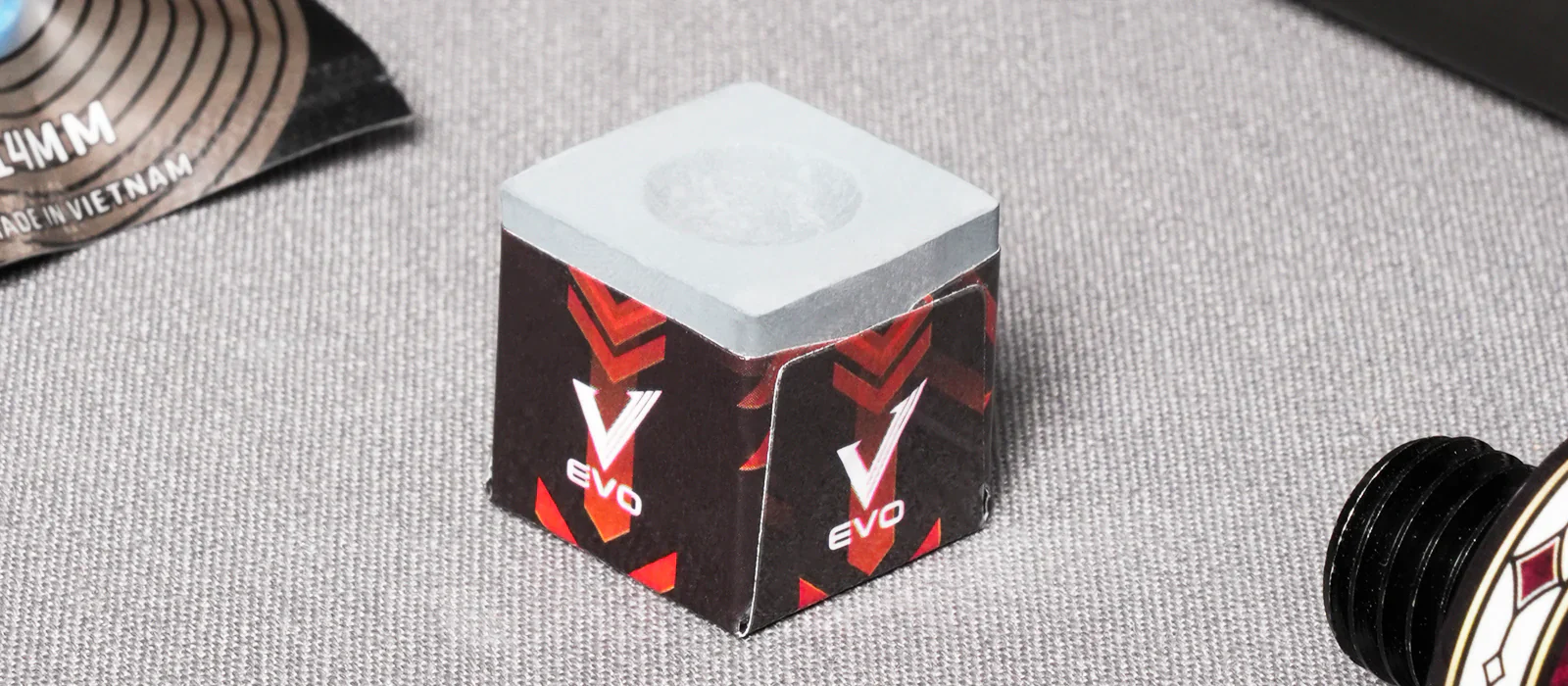 EVO Crystal Ember Vein No Wrap Pool Cue Maxbing Edition - Image 8