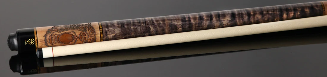 McDermott G339 3D Grizzly Bear Wildfire Cue - Image 3