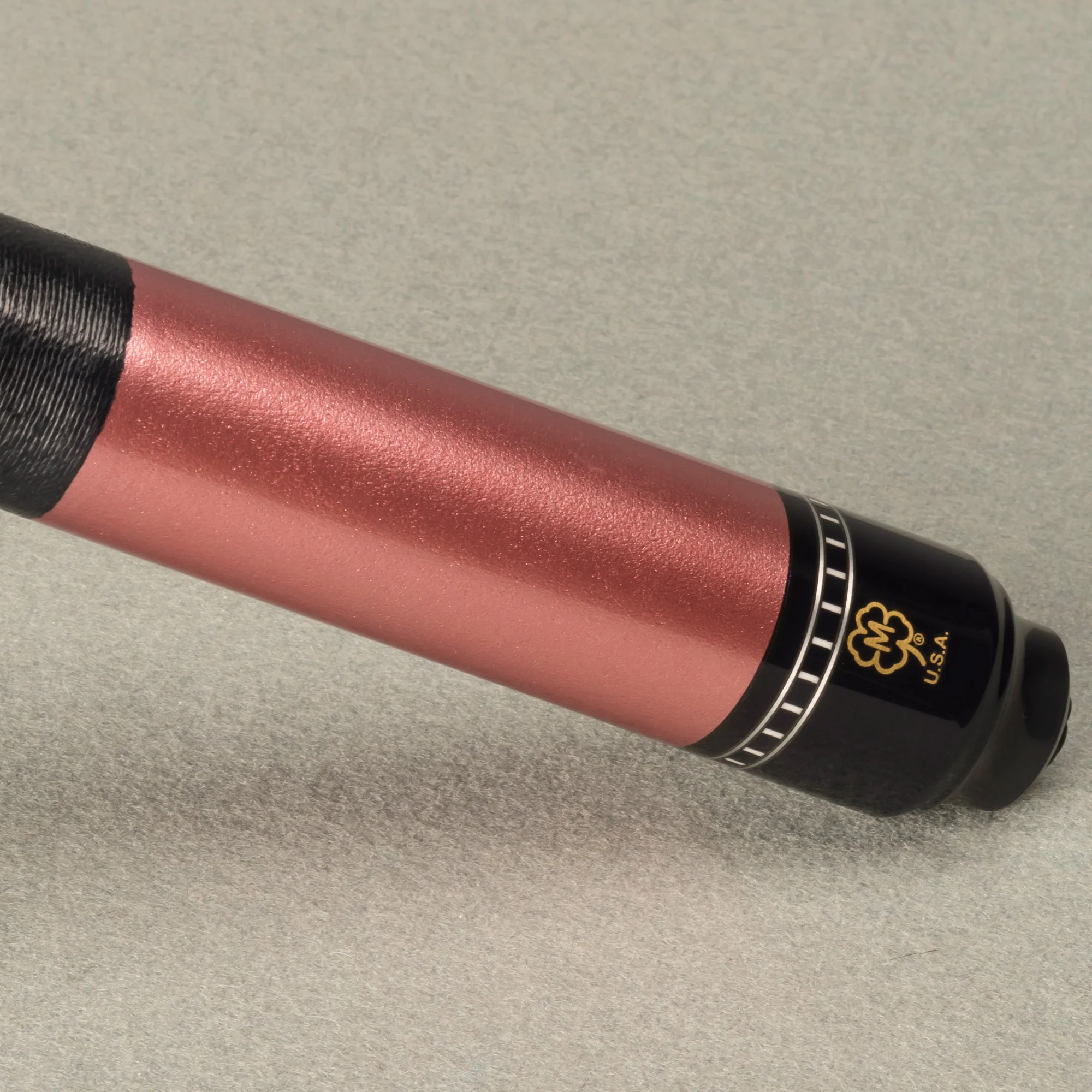 McDermott G Core Series Rose Gold Painted Maple Play Cue with Irish Linen Wrap - Image 5