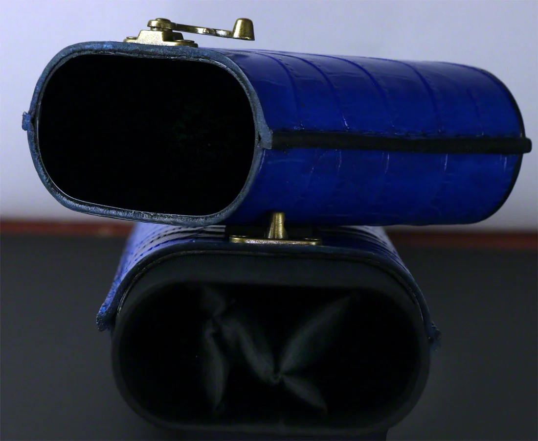 Volturi Fellini Style Blue 2x2 Hard Pool Cue Case - VCFS2X2BLUE - Image 3